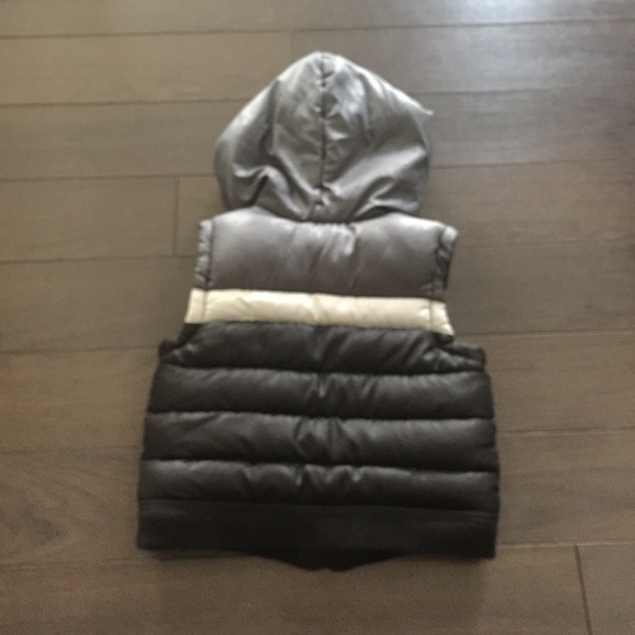 Old Navy Vest - Picture 5 of 6